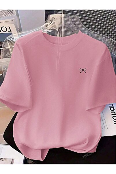 EYAX MODA MİNİK KURDELE BASKILI OVERSIZE TİŞÖRT