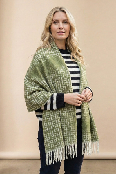 Gubo Women's Shawl 100% Acrylic Green Color