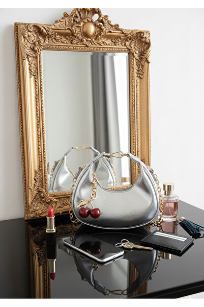 Çanta Trend Mina Model Silver Color Women's Bag with Charm Gift, Suitable for Leather-Look Ways of Use: Handbag and Crossbody Bag