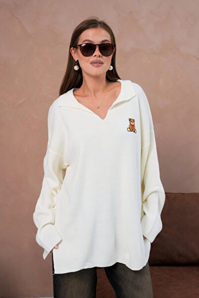 Park Karon Women's Polo Neck Embroidery Detail Side Slit Casual Knitwear Sweater 224292