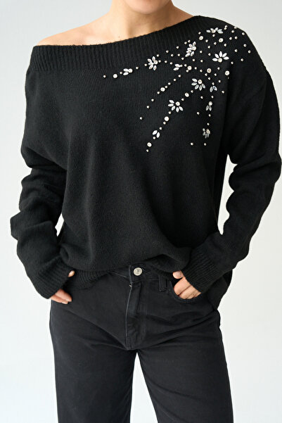 LOOSH Kadın Siyah Kayık Yaka Taş Nakış İşleme Detaylı Kazak