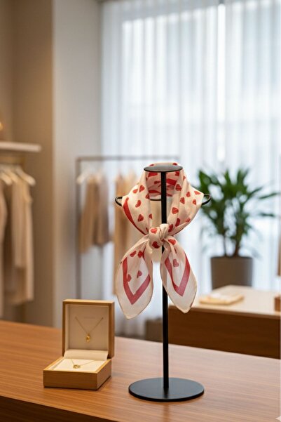 Pure Silk Atelier %100 Saf İpek Kalp Desenli Kare Fular - 50x50 cm