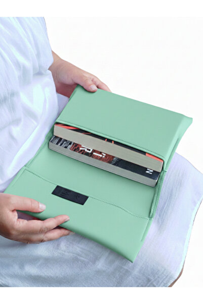 Mi Fama Flexible Book Cover, Light Green