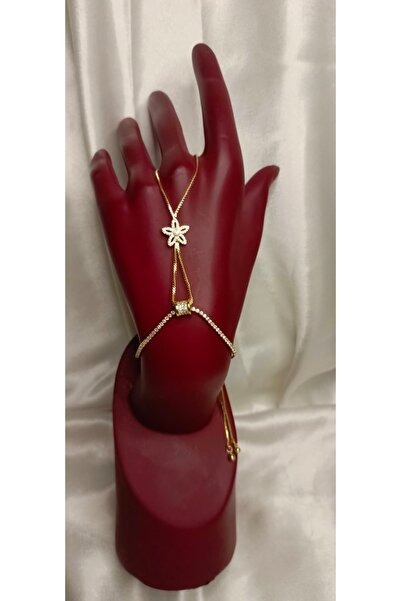 Poyi Aksesuar نموذج زهرة شاهميران المرصعة بحجر الزركون مع مصعد