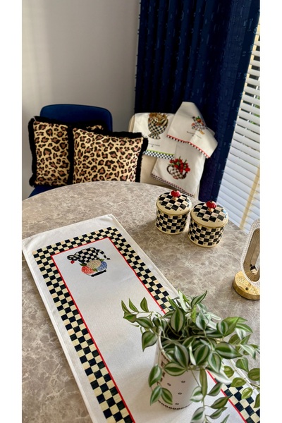 Nef’s Atelier Dama Desen Runner Mackenzie 35*140