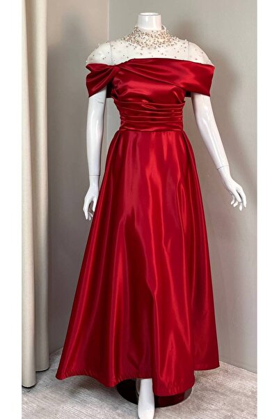 Seela Red silk evening dress with embroidered collar