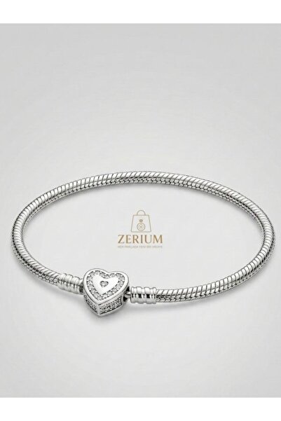 ZERİUM Women's Premium Steel Bracelet with Heart Figure and Zircon Stone Modern Series