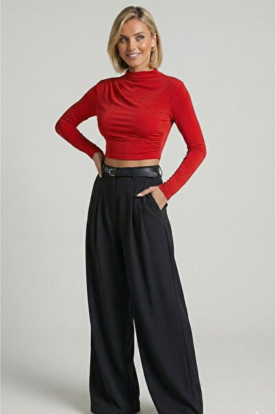 Linich&Co Draped Long Sleeve Slim Fit Crop Blouse