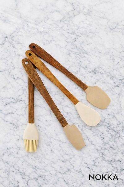 NOKKA Akasya Saplı 4'lü Yanmaz Yapışmaz Silikon Servis Seti, Spatula Seti