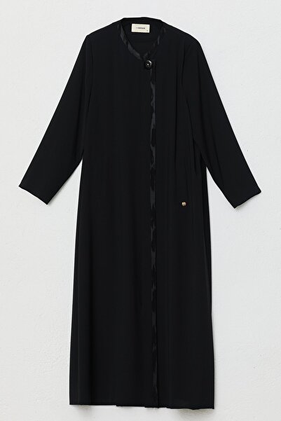 Nihan Büyük Beden Düğme Detaylı Ferace Siyah