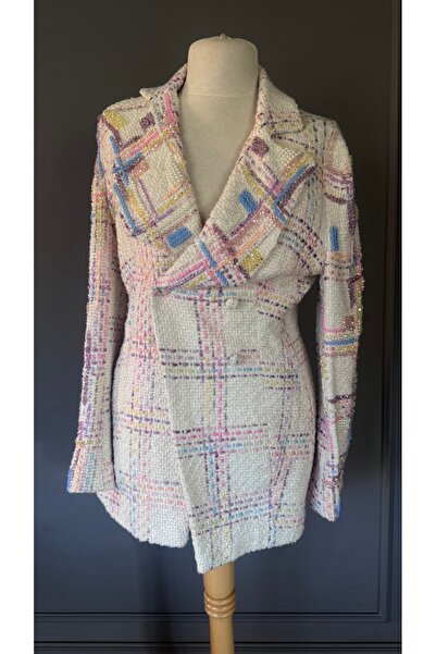 Kübra Tekin İşlemeli Özel Tasarım Tüvit Ceket