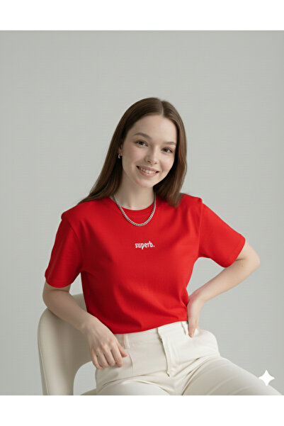 FAVORİST Superb. Printed Red Crew Neck Cotton Women's Regular Fit Tshirt
