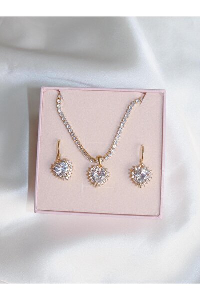 Reorah Collection طقم قلادة وأقراط رويال هارت - لون ذهبي