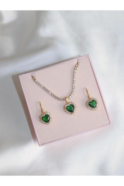 Reorah Collection Royal Heart Choker Necklace and Earring Set - Gold Color