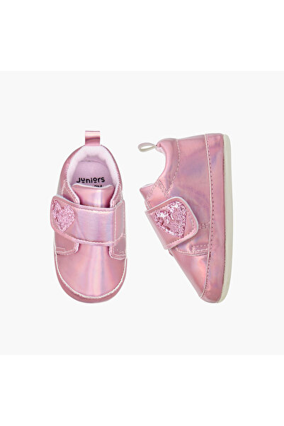 Juniors جوارب قصيرة مزينة بتطريز على شكل قلب مع إغلاق بخطاف وحلقة