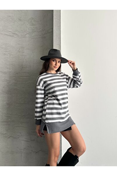 eyyebelle Women's Report Fabric Long Sleeve Crew Neck Side Slit Tunic