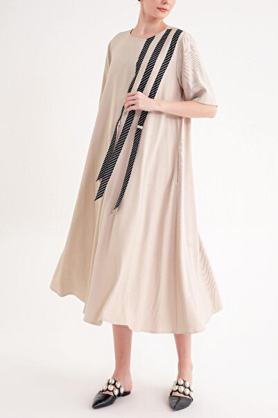 SOCIETA Bej Bağcık detaylı yarım kol bol kesim elbise 93391