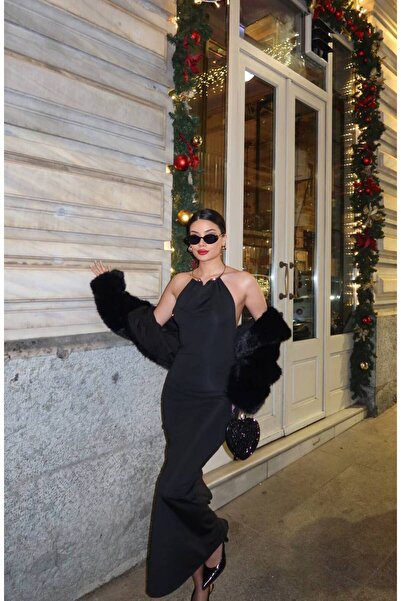 ZAWẼN فستان نسائي من قماش الغوص من ZAWÊN مع إكسسوارات للرقبة – الموسم الجديد