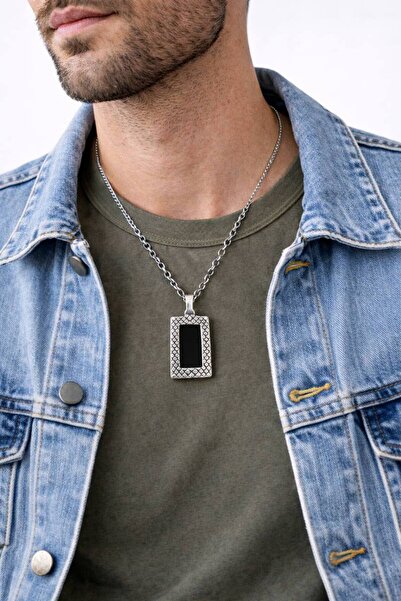 HER ŞEY NOTA www.herseynota.com قلادة رجالية على شكل مستطيل أسود - مع سلسلة ب...