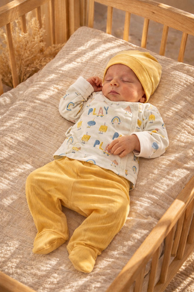 Minelia Kids 100% Cotton Newborn Baby Set 3 Pieces – Unisex Hospital Release Baby Clothing Set