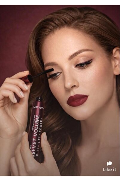 FUSION MARKET ماسكارا سوداء مخملية لتكثيف الرموش