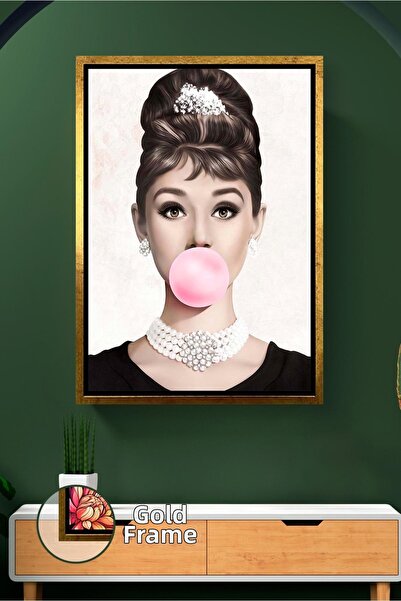 KOSS Dijital Κομψό πορτρέτο της Όρειντ Χεπμπορν με κολιέ με μαργαριτάρια και ...