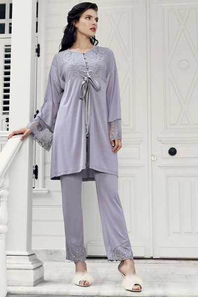 Artış Set de pijamale și halate de damă lavandă - Set de 3