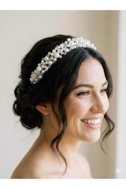 gelinmz Stylish and Elegant Wedding and Engagement Bridal Crown and Hair Accessory with Completely Handmade Crystal Stones