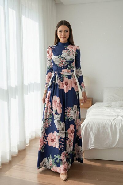 Mossta فستان طويل من قماش السوبرم مزين بحزام وياقة دائرية - أزرق داكن