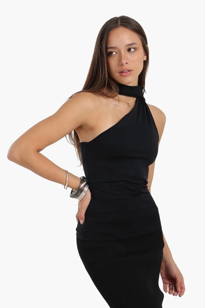 CARINA بلوزة مايكروفيبر بدون اكمام