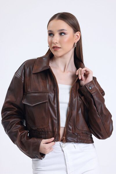 Black Level معطف جلدي نسائي كبير الحجم مبطن بأكمام وأزرار كبس وسحاب للإغلاق معطف جامعي بني