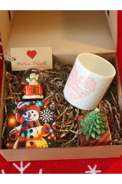 Paganca Yılbaşına Özel Kutulu Hediye Seti - Yeni Yıl Kupa & Kar Küresi & Bard...