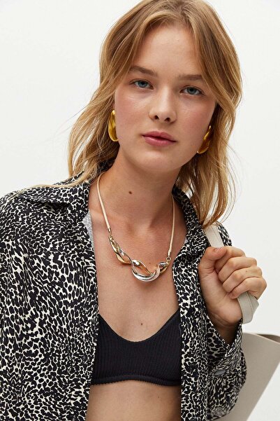 AKSWSUAR Dalga Motifli Kolye