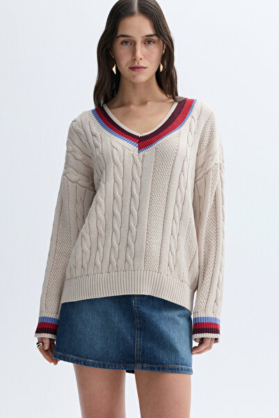 Mudo Striped Loose Fit V-Neck Sweater