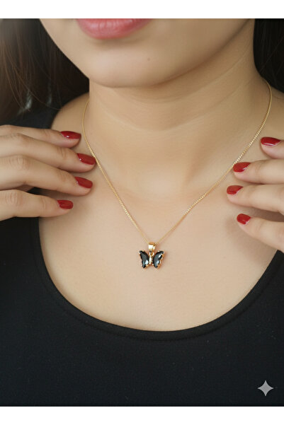 Women's Butterfly Model Minimal Necklace with Black Gemstone Symbol of Elegance and Freedom