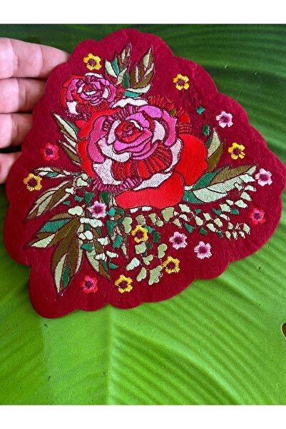 Gönülden Tasarım 17x15 cm peglanjivi vez, cvetni amblem, pribor za šivenje