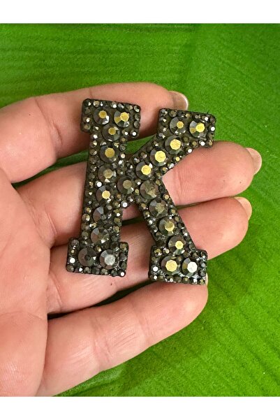 Gönülden Tasarım Emblema cu litera K de 5x4 cm, care se lipsește prin călcat