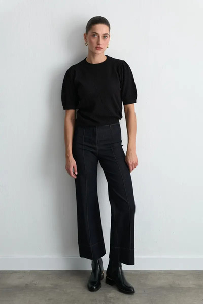 Gusto Μπλούζα πλεκτό από βισκόζη δαντελωτή πλέξη με σχέδιο τριαντάφυλλο - Μαύρο