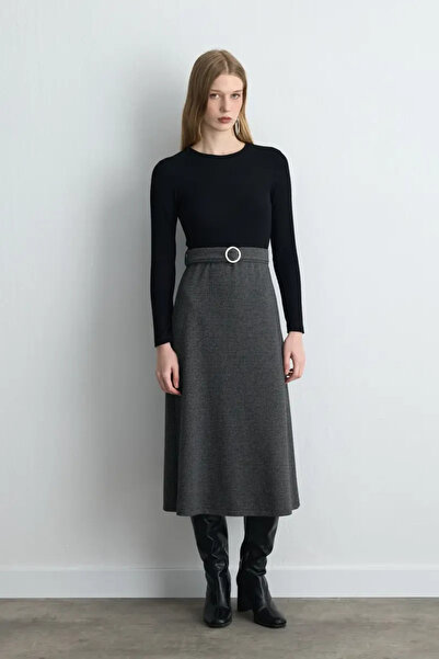 Gusto Beli Belted Viscose Dress - Black