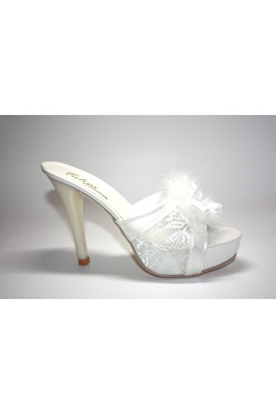 Tulips Exclusive Feather Luxe - Tüllü, Tüylü ve Taşlı Topuklu Kadın Terlik