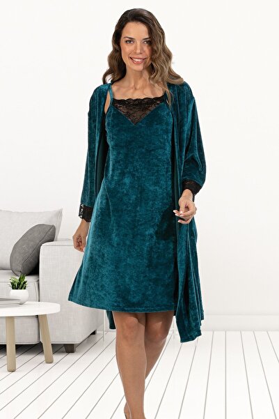 Bella Linda طقم قميص نوم نسائي من بيلا سيكريت فيلفيت مع ثوب للارتداء