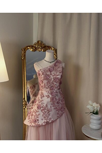 vanus fashion 6135- فستان وردي أنثوي بلمسة رومانسية