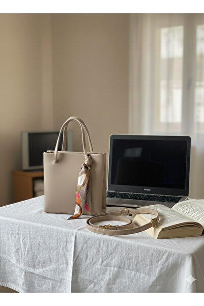 Madame حقيبة يد وكتف نسائية صغيرة بحزام طويل وسحاب للسيدات