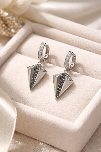 Bellenza Zirkon Taşlı Geometrik Sallantılı Kadın Küpe