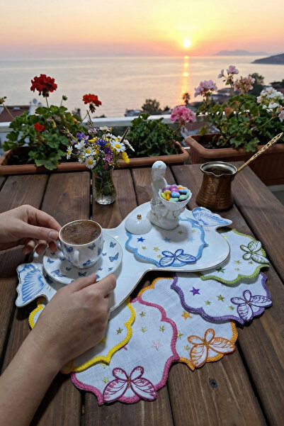 NGR HOME 6'LI RENKLİ 3 BOYUTLU YILDIZ DETAYLI KAHVE YANI SUNUM KOKTEYL PEÇETESİ