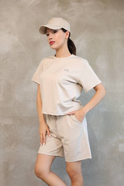 beşirebutik Women's Modal Crew Neck T-Shirt Short Shorts Two-Piece Set in Bur...