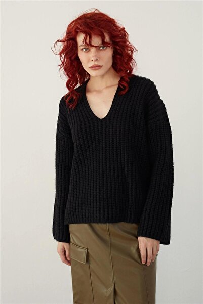 SHERIN Pulover oversize tricot negru cu decolteu în V