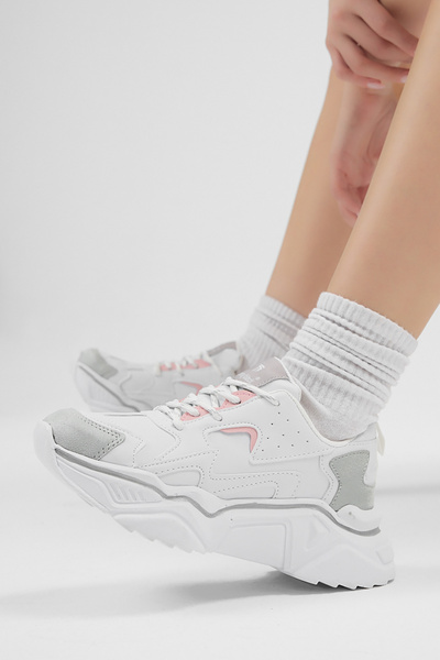 Tonny Black Γυναικεία αθλητικά παπούτσια με ψηλή σόλα με κορδόνια σε λευκό γκ...