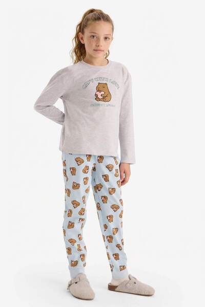 DeFacto طقم بيجامة بناتي مطبوع بأكمام طويلة وجزء علوي منقوش وجزء سفلي طويل G2...