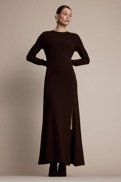 DeFacto Bisiklet Yaka Yırtmaçlı Uzun Kollu Midi Elbise G6503AX25AU